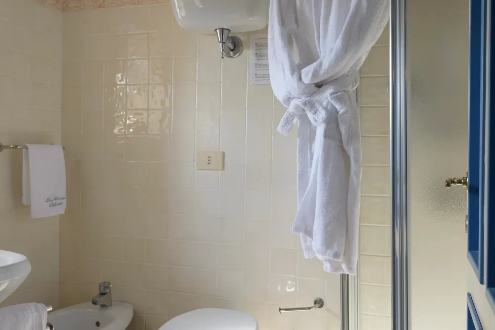 bagno-casa-montioni
